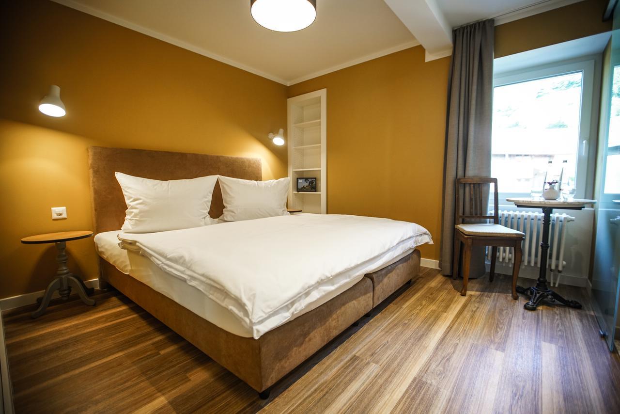 B&B Zum Schleif Varen Екстериор снимка