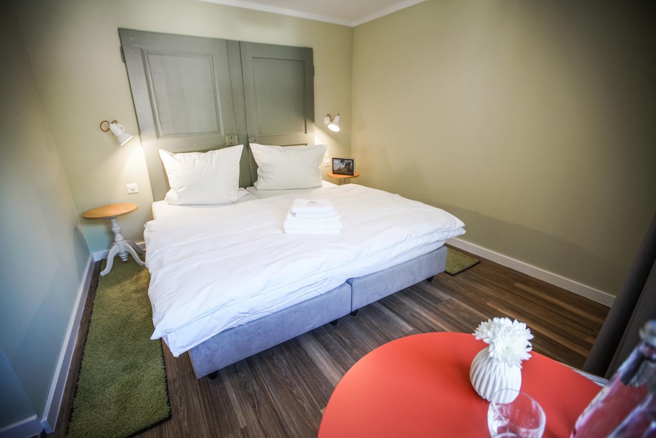 B&B Zum Schleif Varen Екстериор снимка