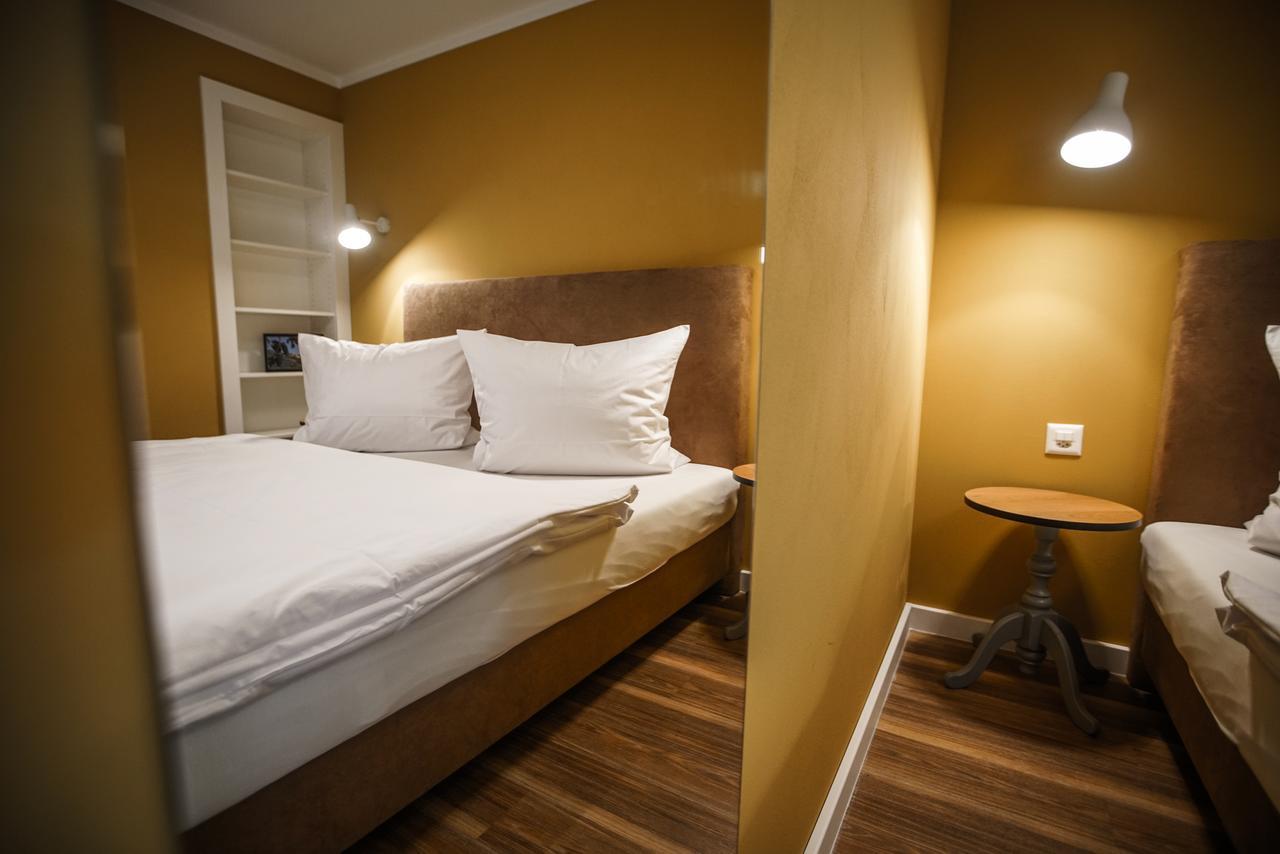 B&B Zum Schleif Varen Екстериор снимка